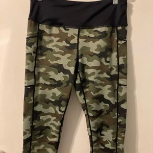 CVG Reversible Camo Capris